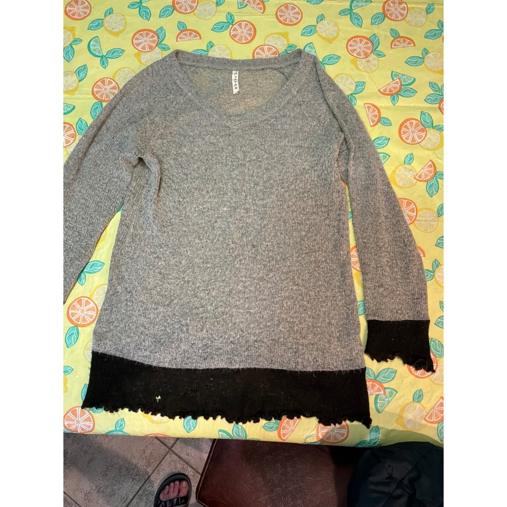 Avatar V-Neck Tunic Sweater Womens Large Grey Black‎ Distressed Made in Nepal